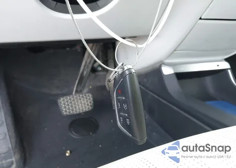 2024 Cadillac Lyriq Luxury W/1Sc from USA, damaged, VIN 1GYKPPRK8RZ100545